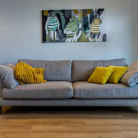 Calypso Apartment *
